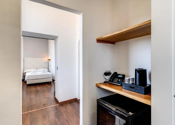 Effe Luxury Palace Panzió 4*