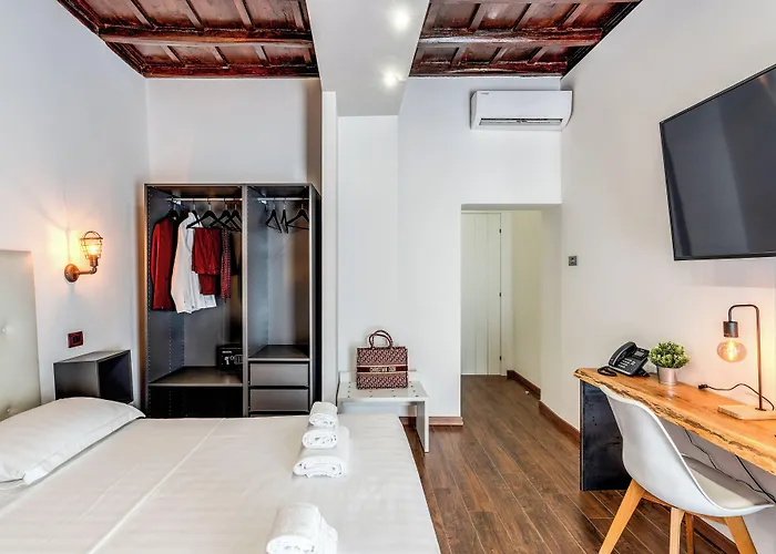 Effe Luxury Palace Bed & Breakfast